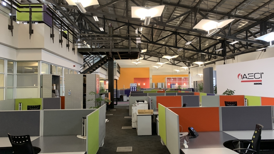 To Let Commercial Property for Rent in Longmeadow Gauteng