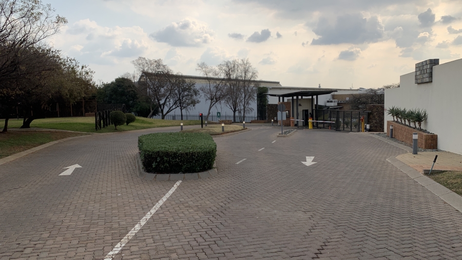 To Let Commercial Property for Rent in Longmeadow Gauteng