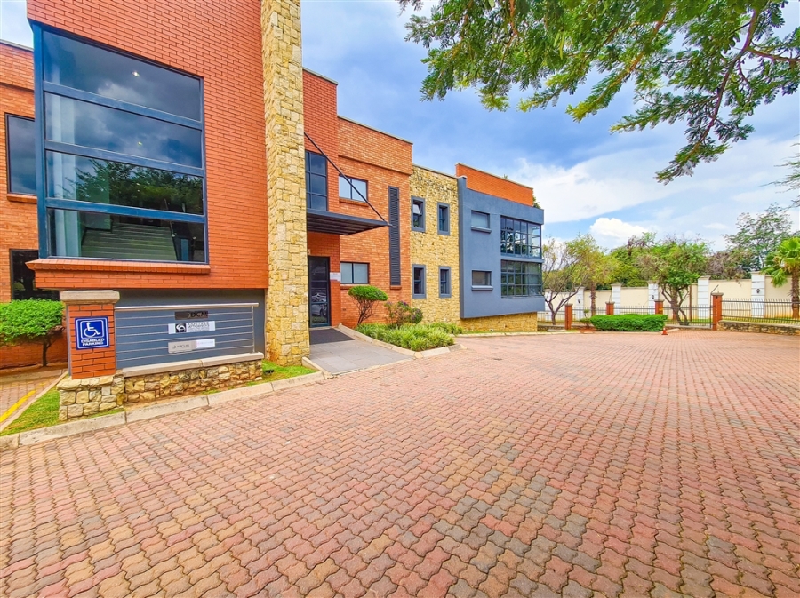 To Let Commercial Property for Rent in Allens Nek Gauteng