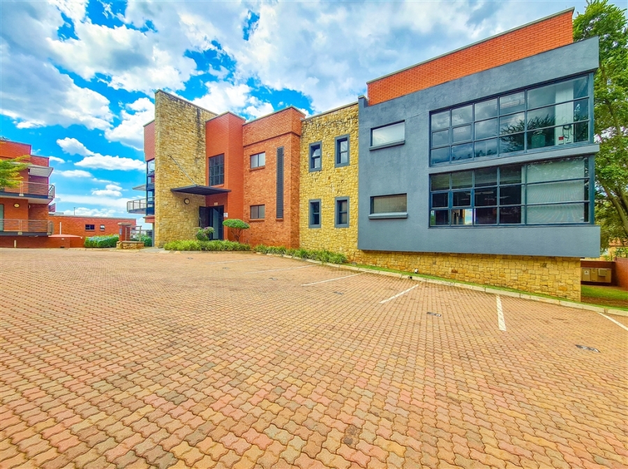To Let Commercial Property for Rent in Allens Nek Gauteng