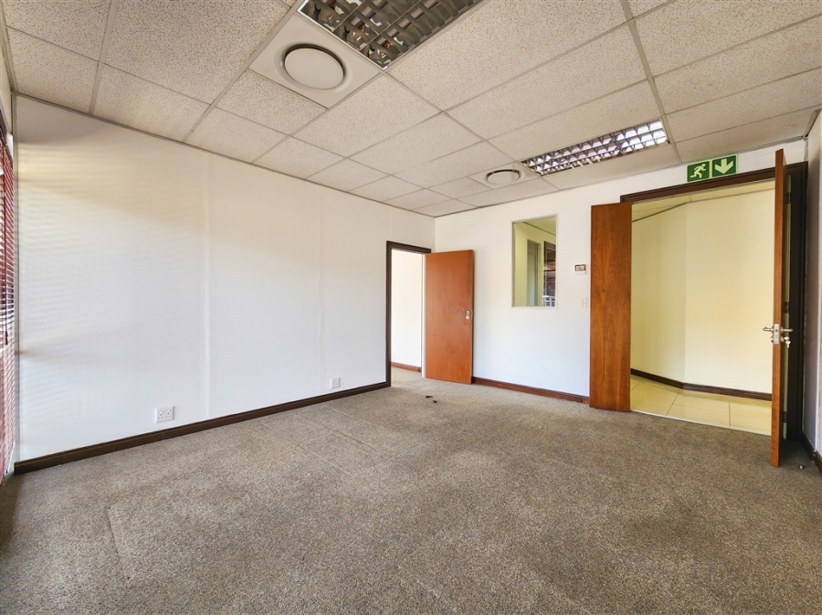 To Let Commercial Property for Rent in Allens Nek Gauteng