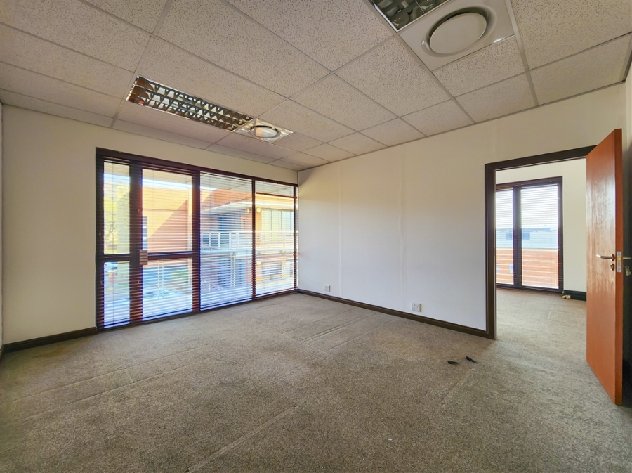 To Let Commercial Property for Rent in Allens Nek Gauteng