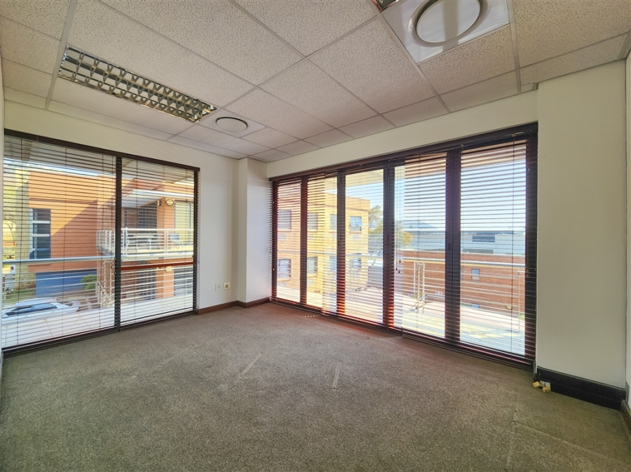 To Let Commercial Property for Rent in Allens Nek Gauteng