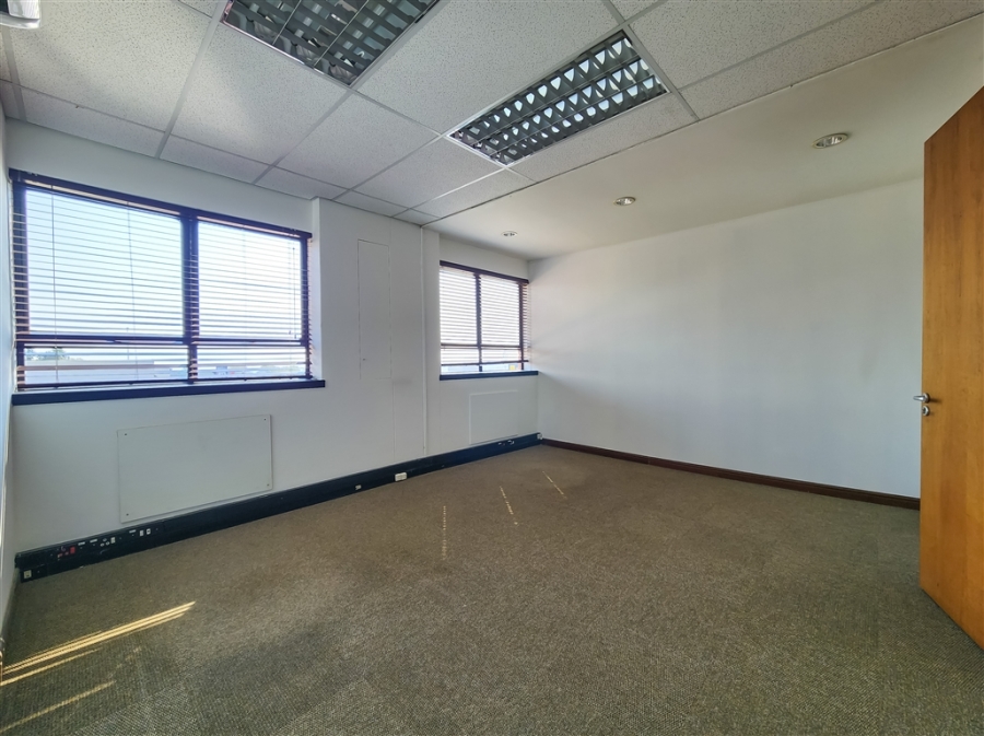 To Let Commercial Property for Rent in Allens Nek Gauteng