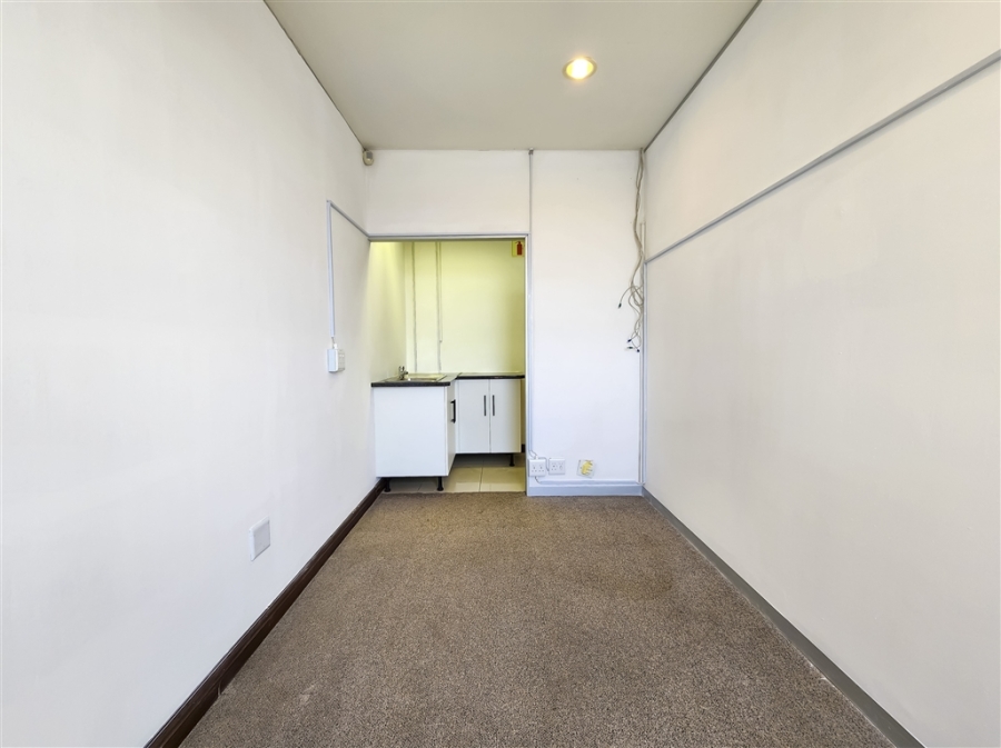 To Let Commercial Property for Rent in Allens Nek Gauteng