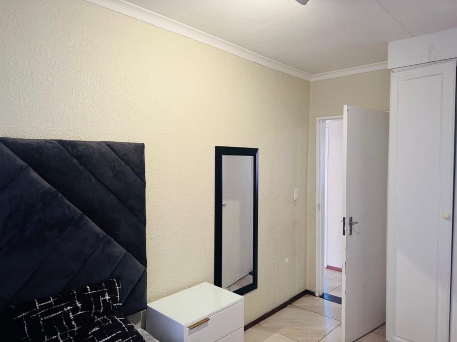 To Let 2 Bedroom Property for Rent in Halfway Gardens Gauteng