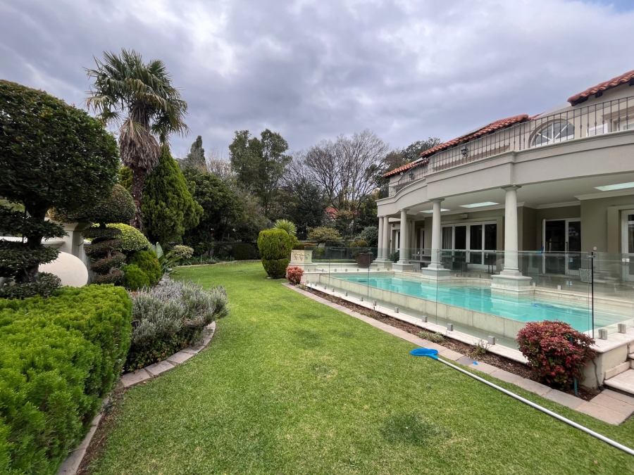 To Let 5 Bedroom Property for Rent in Sandhurst Gauteng