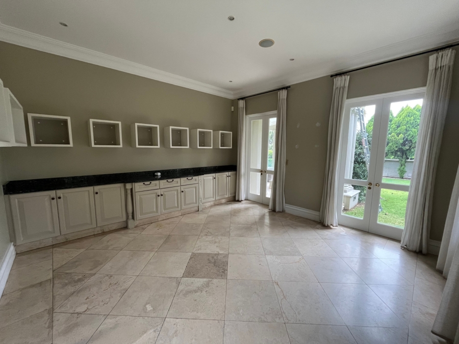 To Let 5 Bedroom Property for Rent in Sandhurst Gauteng