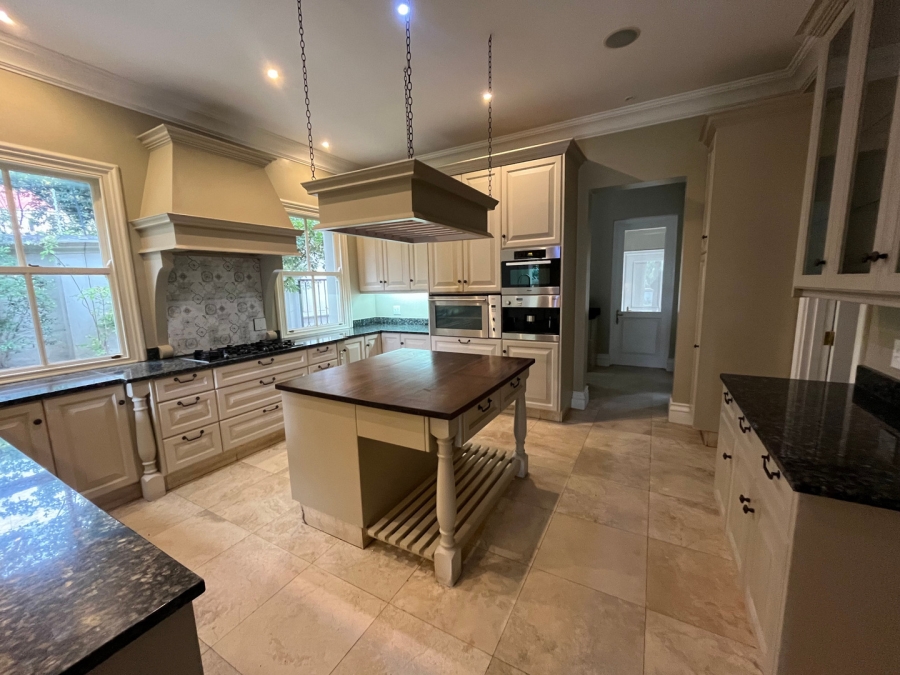 To Let 5 Bedroom Property for Rent in Sandhurst Gauteng