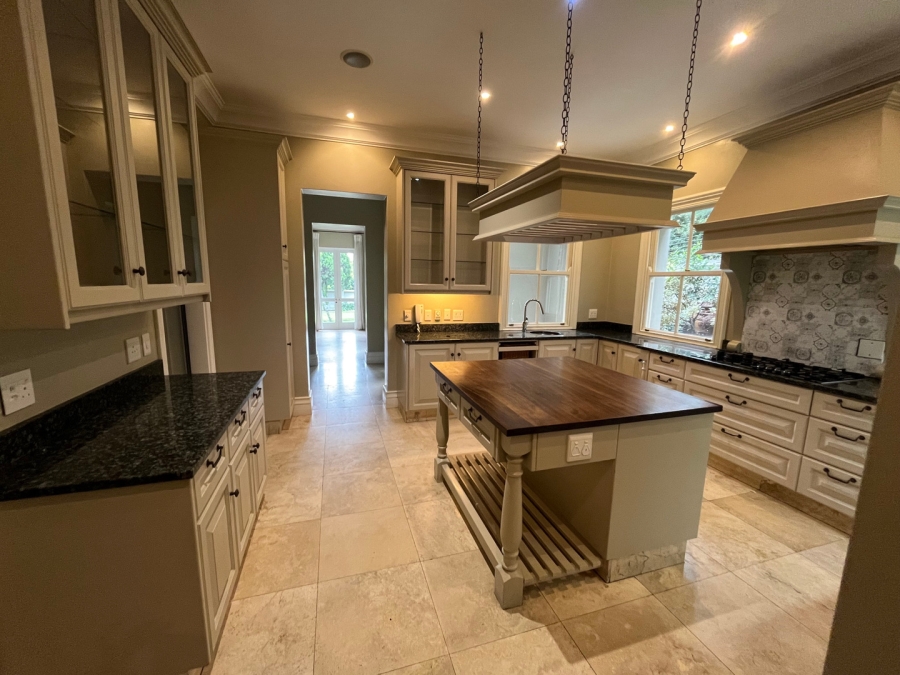 To Let 5 Bedroom Property for Rent in Sandhurst Gauteng