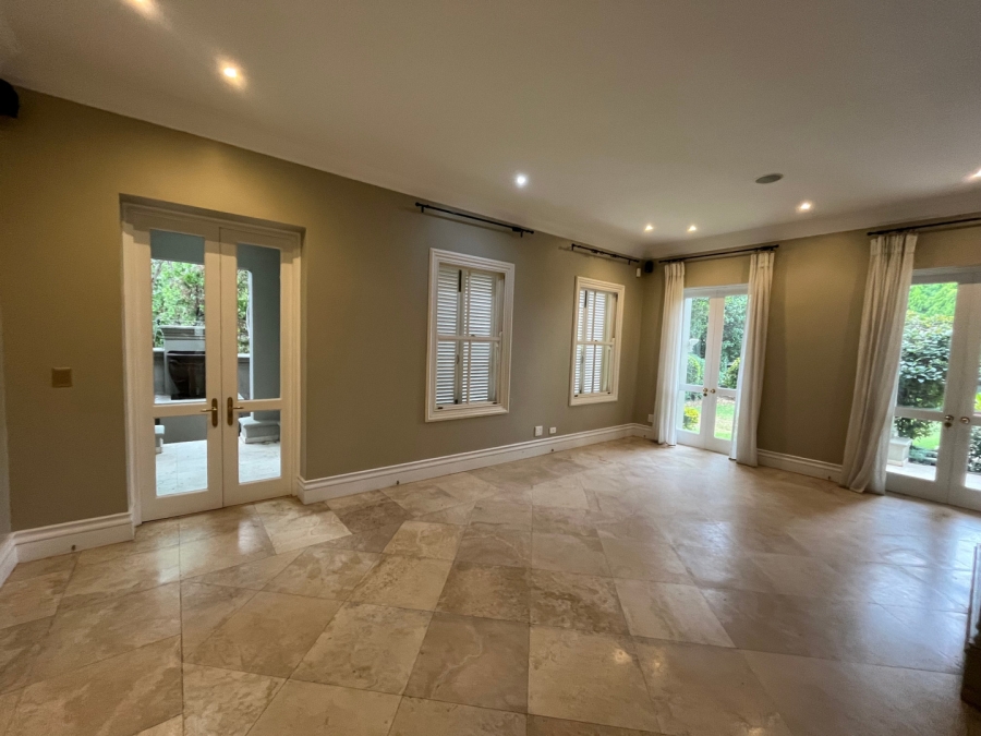 To Let 5 Bedroom Property for Rent in Sandhurst Gauteng