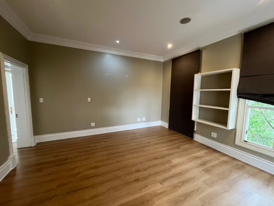 To Let 5 Bedroom Property for Rent in Sandhurst Gauteng