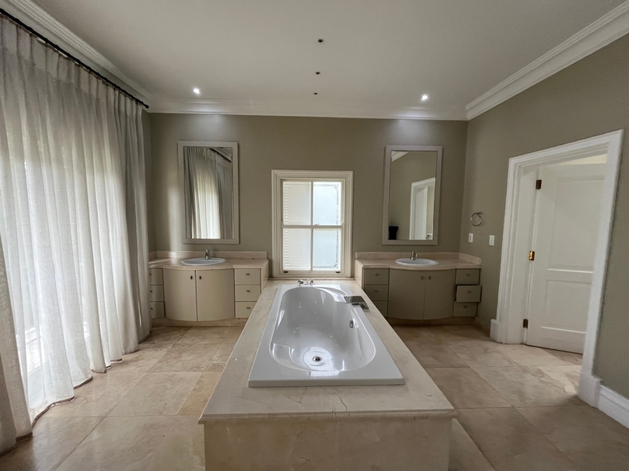 To Let 5 Bedroom Property for Rent in Sandhurst Gauteng