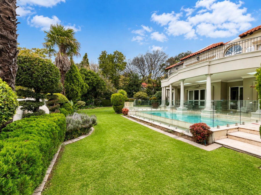 To Let 5 Bedroom Property for Rent in Sandhurst Gauteng