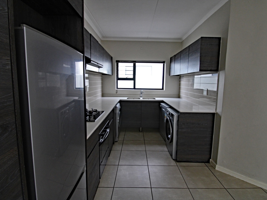 To Let 3 Bedroom Property for Rent in Bryanston Gauteng