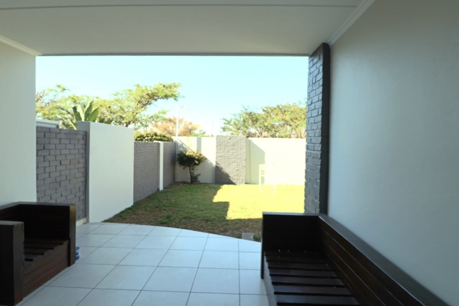 To Let 3 Bedroom Property for Rent in Bryanston Gauteng