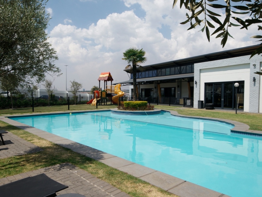 To Let 3 Bedroom Property for Rent in Bryanston Gauteng