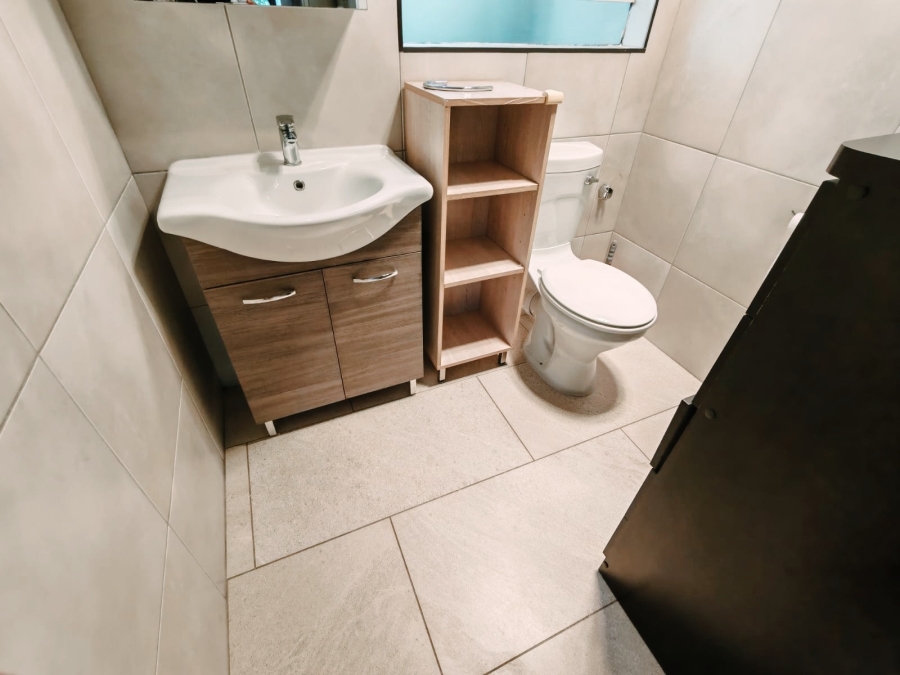 To Let 2 Bedroom Property for Rent in Morningside Gauteng