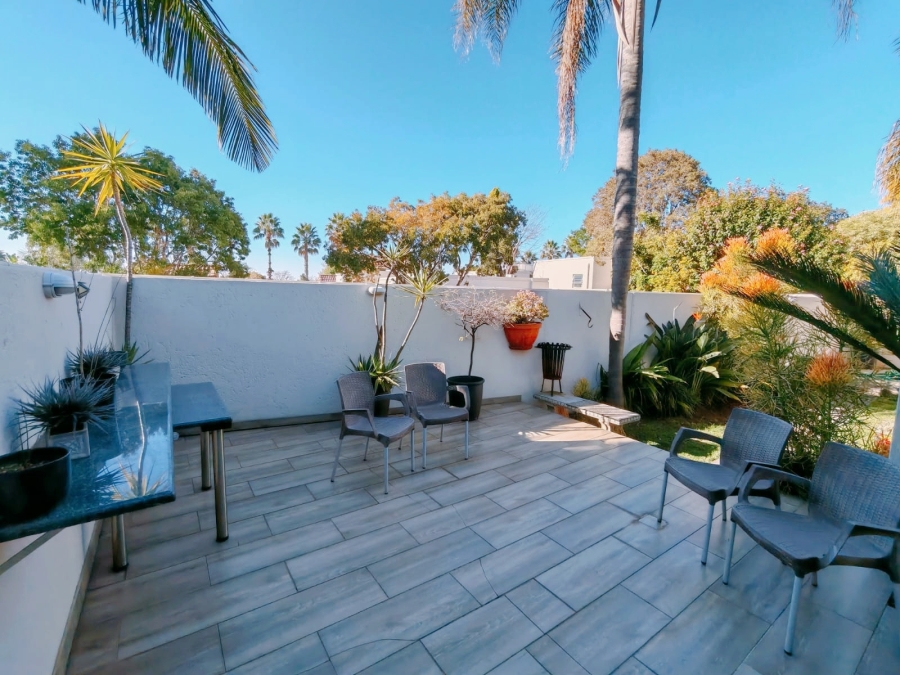 To Let 2 Bedroom Property for Rent in Morningside Gauteng