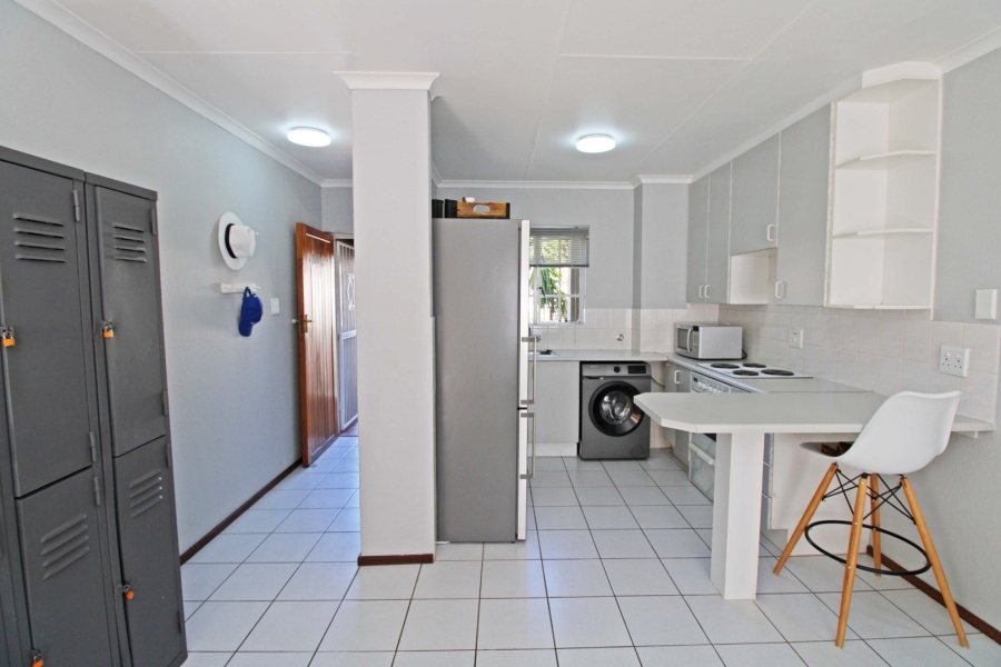 2 Bedroom Property for Sale in Robindale Gauteng