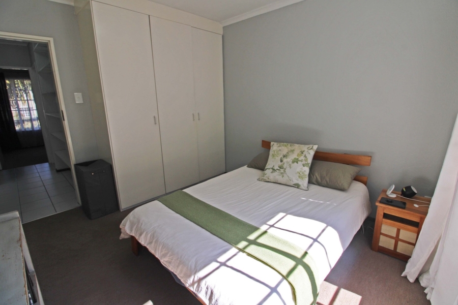 2 Bedroom Property for Sale in Robindale Gauteng
