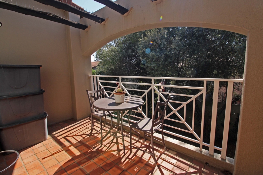 2 Bedroom Property for Sale in Robindale Gauteng