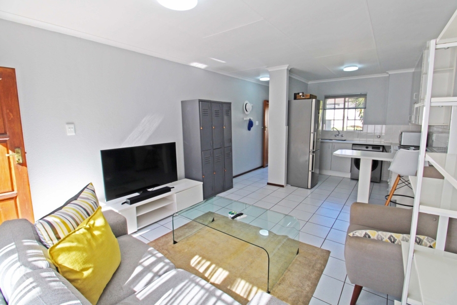 2 Bedroom Property for Sale in Robindale Gauteng