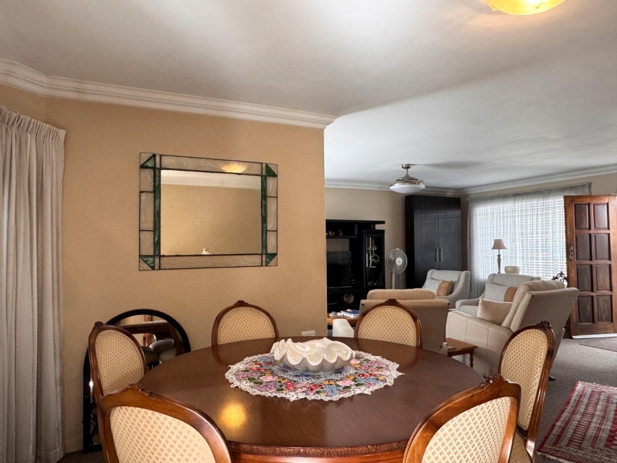 2 Bedroom Property for Sale in Bryanston Gauteng