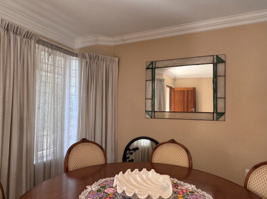 2 Bedroom Property for Sale in Bryanston Gauteng