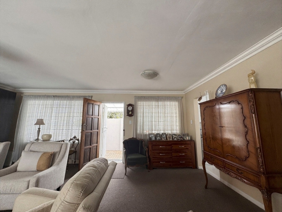 2 Bedroom Property for Sale in Bryanston Gauteng