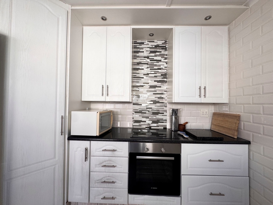 2 Bedroom Property for Sale in Bryanston Gauteng
