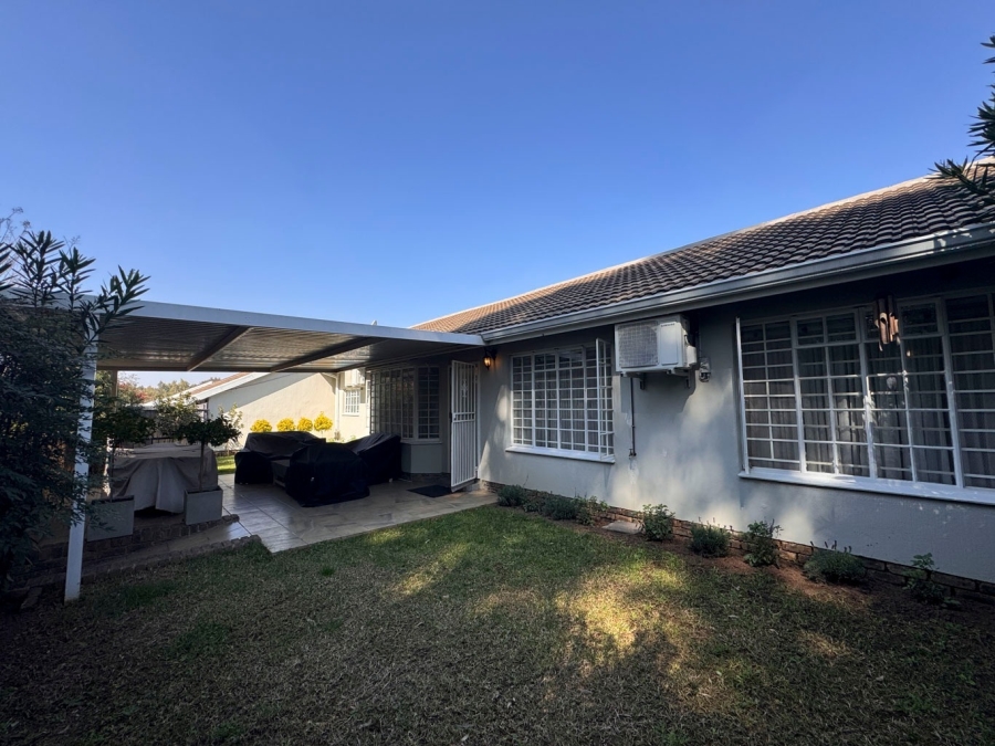 2 Bedroom Property for Sale in Bryanston Gauteng