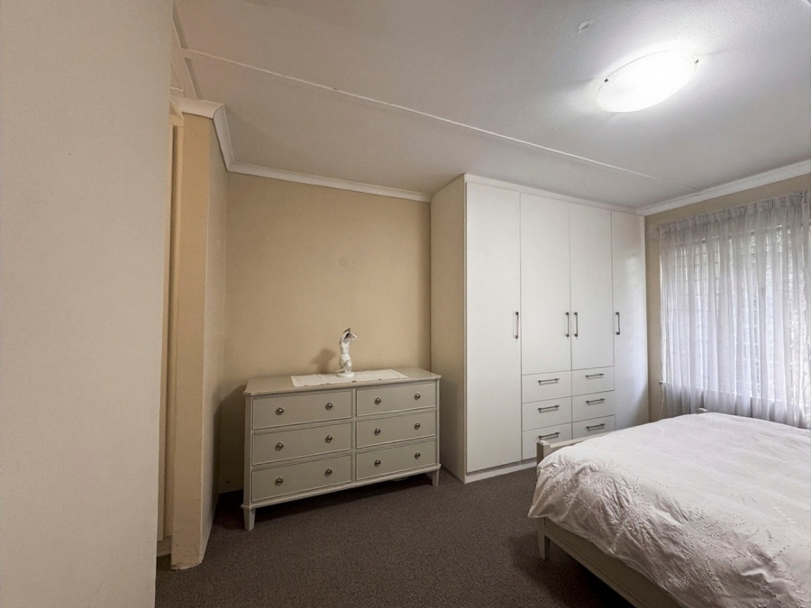 2 Bedroom Property for Sale in Bryanston Gauteng
