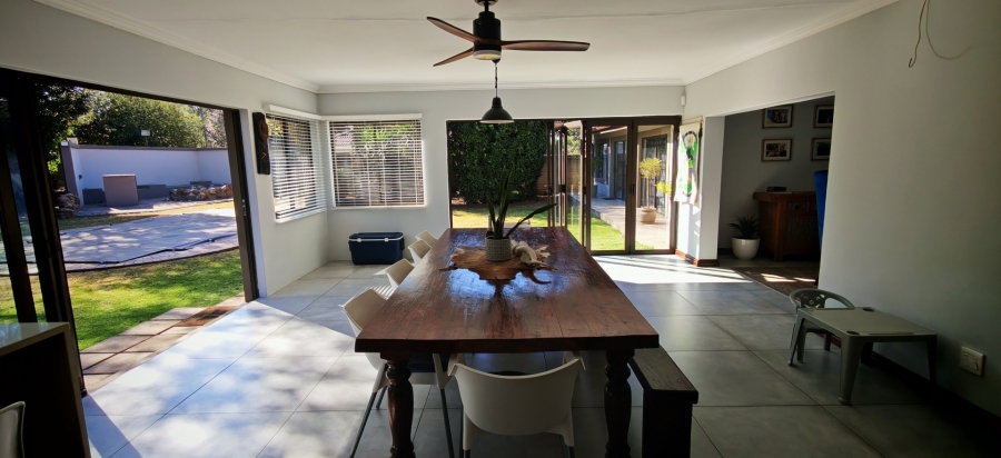 7 Bedroom Property for Sale in Brackenhurst Gauteng