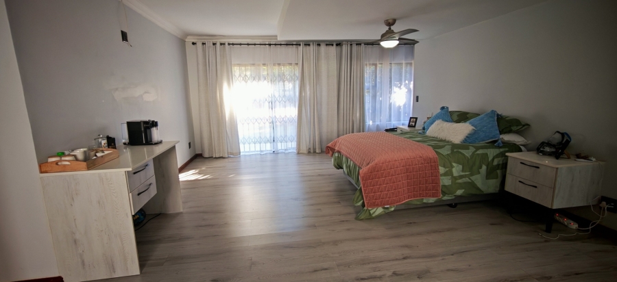 7 Bedroom Property for Sale in Brackenhurst Gauteng