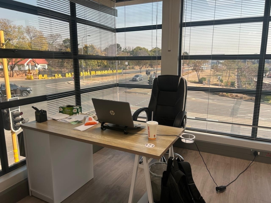 To Let Commercial Property for Rent in Doringkloof Gauteng