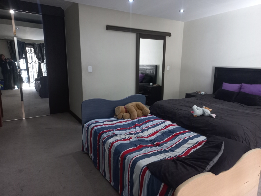 4 Bedroom Property for Sale in Wonderboom South Gauteng