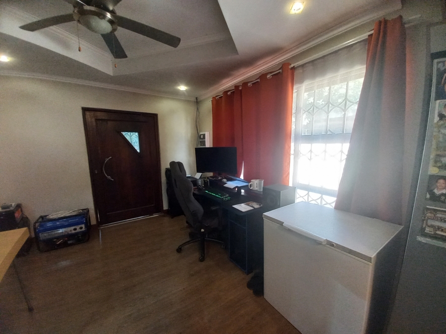 4 Bedroom Property for Sale in Wonderboom South Gauteng