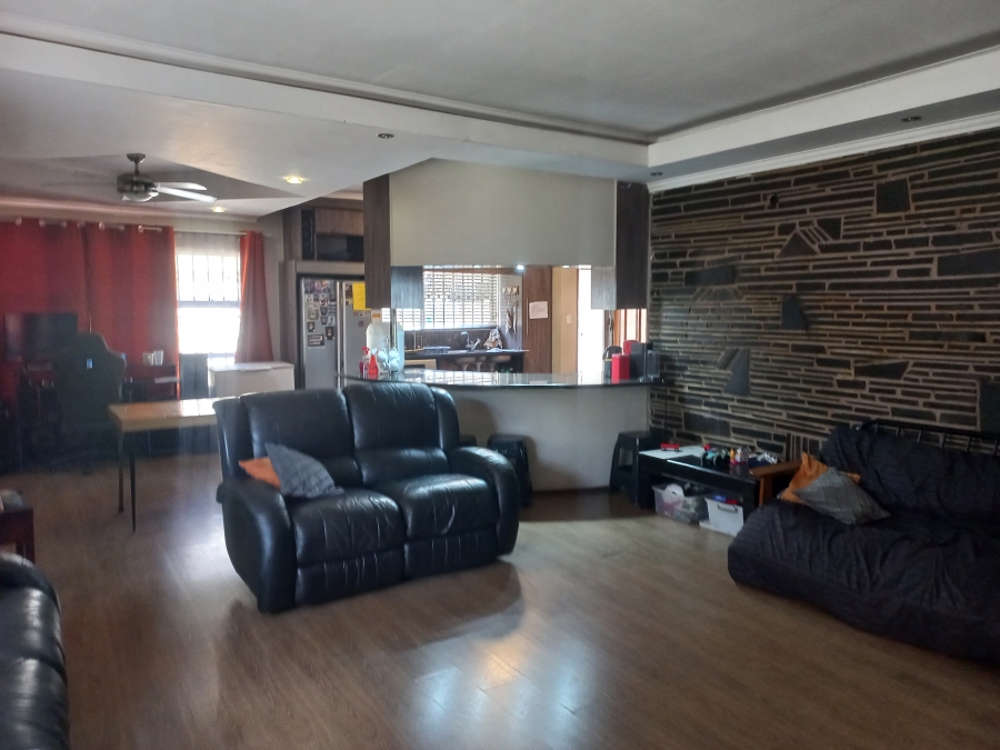 4 Bedroom Property for Sale in Wonderboom South Gauteng