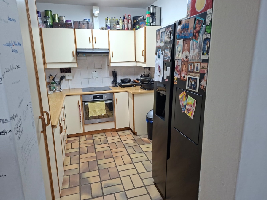 3 Bedroom Property for Sale in Die Wilgers Gauteng