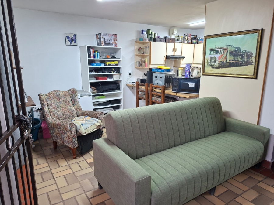 3 Bedroom Property for Sale in Die Wilgers Gauteng