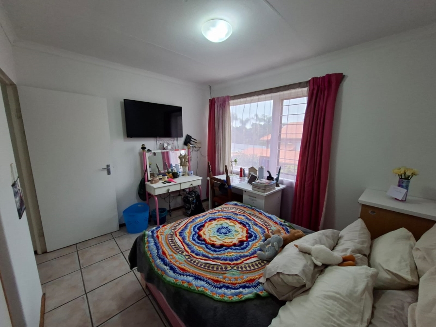 3 Bedroom Property for Sale in Die Wilgers Gauteng