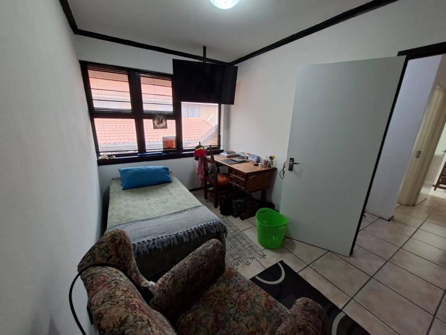 3 Bedroom Property for Sale in Die Wilgers Gauteng