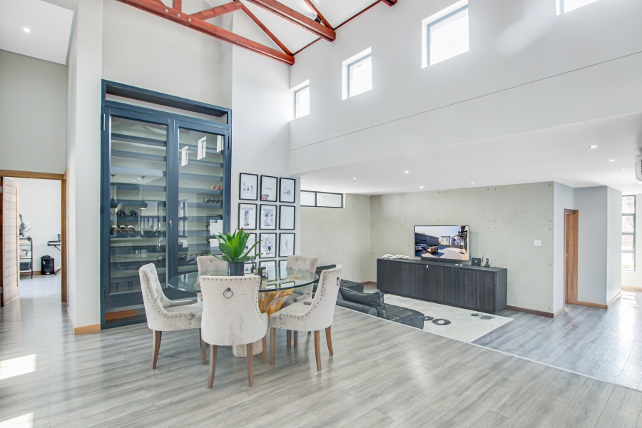 4 Bedroom Property for Sale in Copperleaf Estate Gauteng