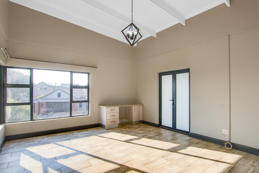 To Let 4 Bedroom Property for Rent in Copperleaf Estate Gauteng