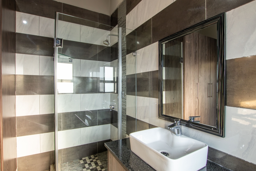 To Let 4 Bedroom Property for Rent in Copperleaf Estate Gauteng