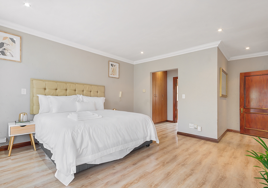 4 Bedroom Property for Sale in Broadacres Gauteng