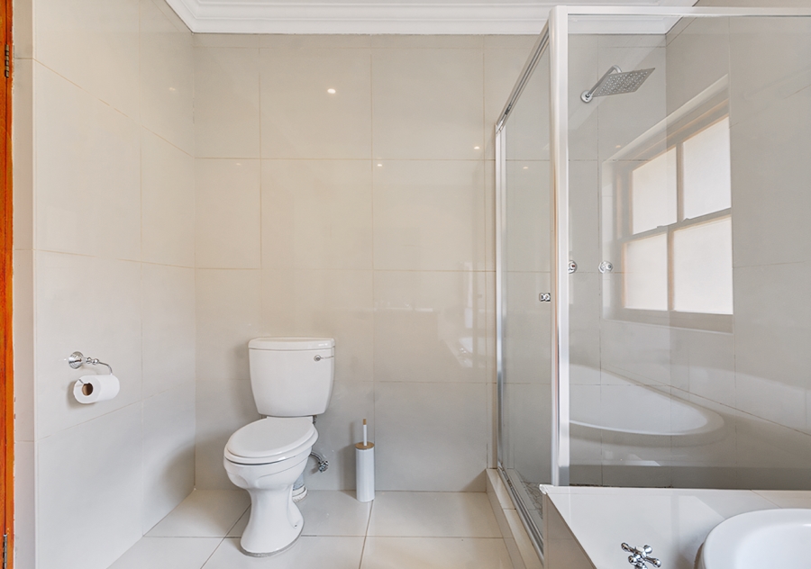 4 Bedroom Property for Sale in Broadacres Gauteng