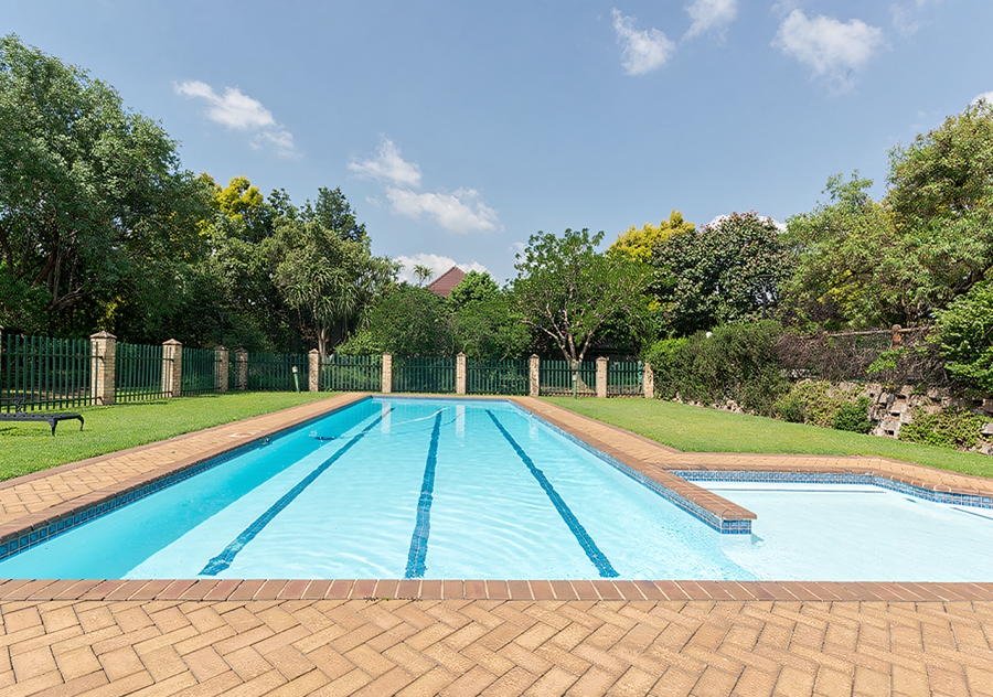 4 Bedroom Property for Sale in Broadacres Gauteng