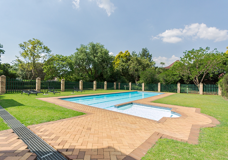 4 Bedroom Property for Sale in Broadacres Gauteng